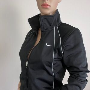 Nike Women’s Black Full-Zip Jacket size S
